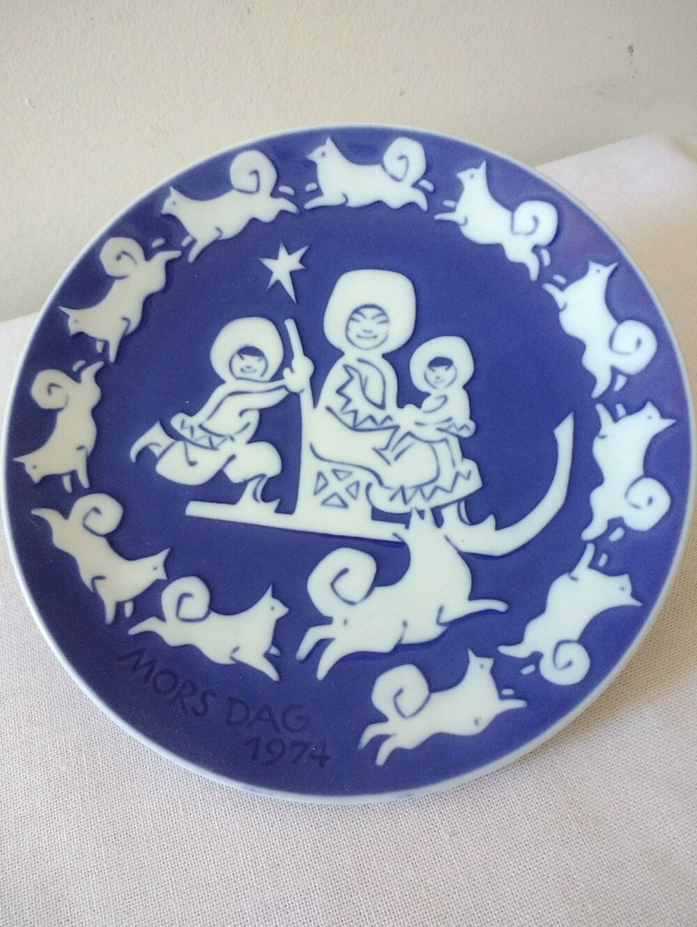 Royal Copenhagen Mother's Day Plate